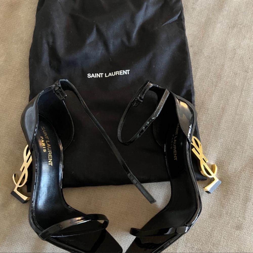 Yves Saint Laurent Heels